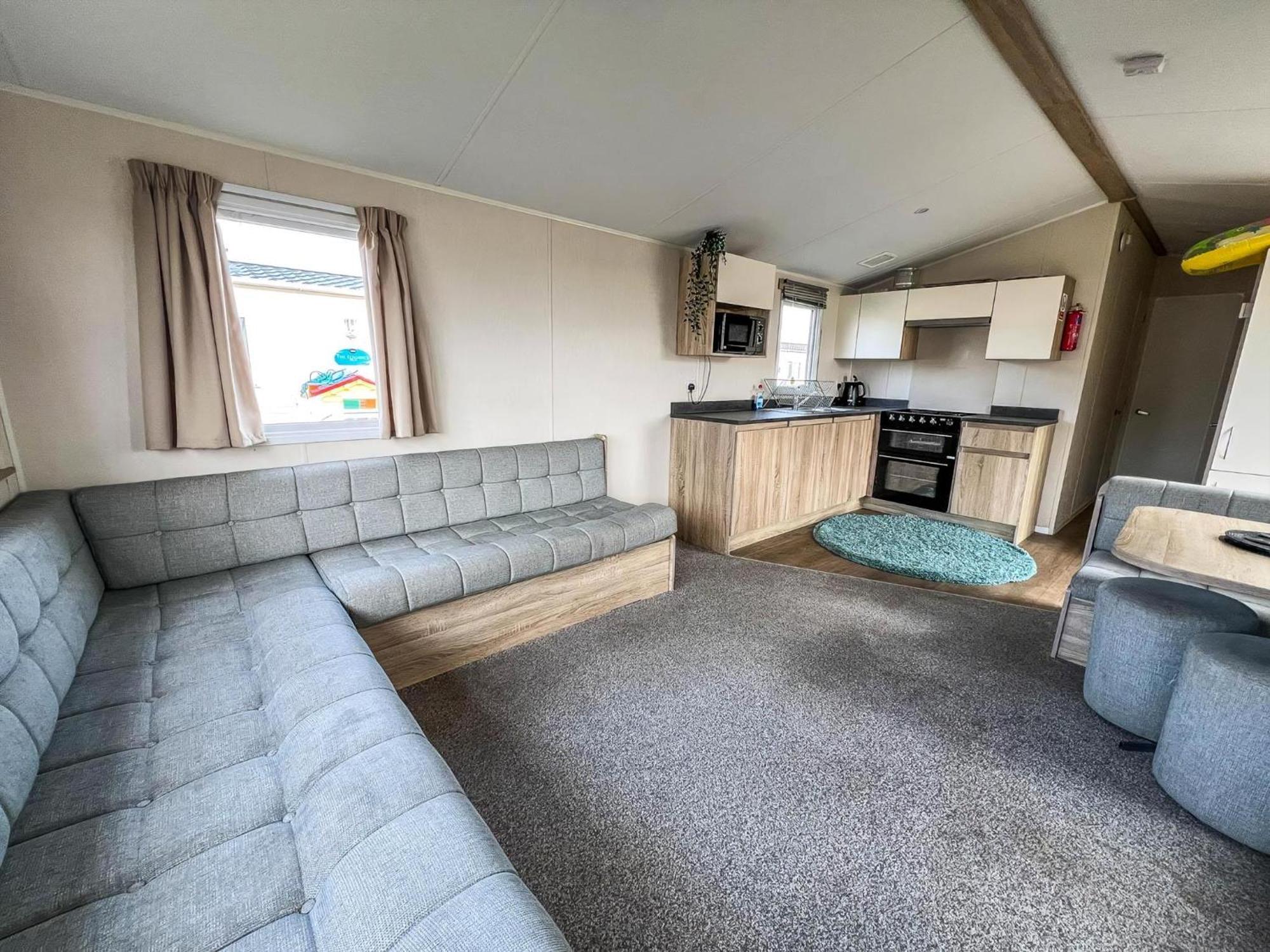 Modern 6 Berth Caravan With Wifi At St Osyth Beach In Essex Ref 28051Fv Clacton-on-Sea Zewnętrze zdjęcie